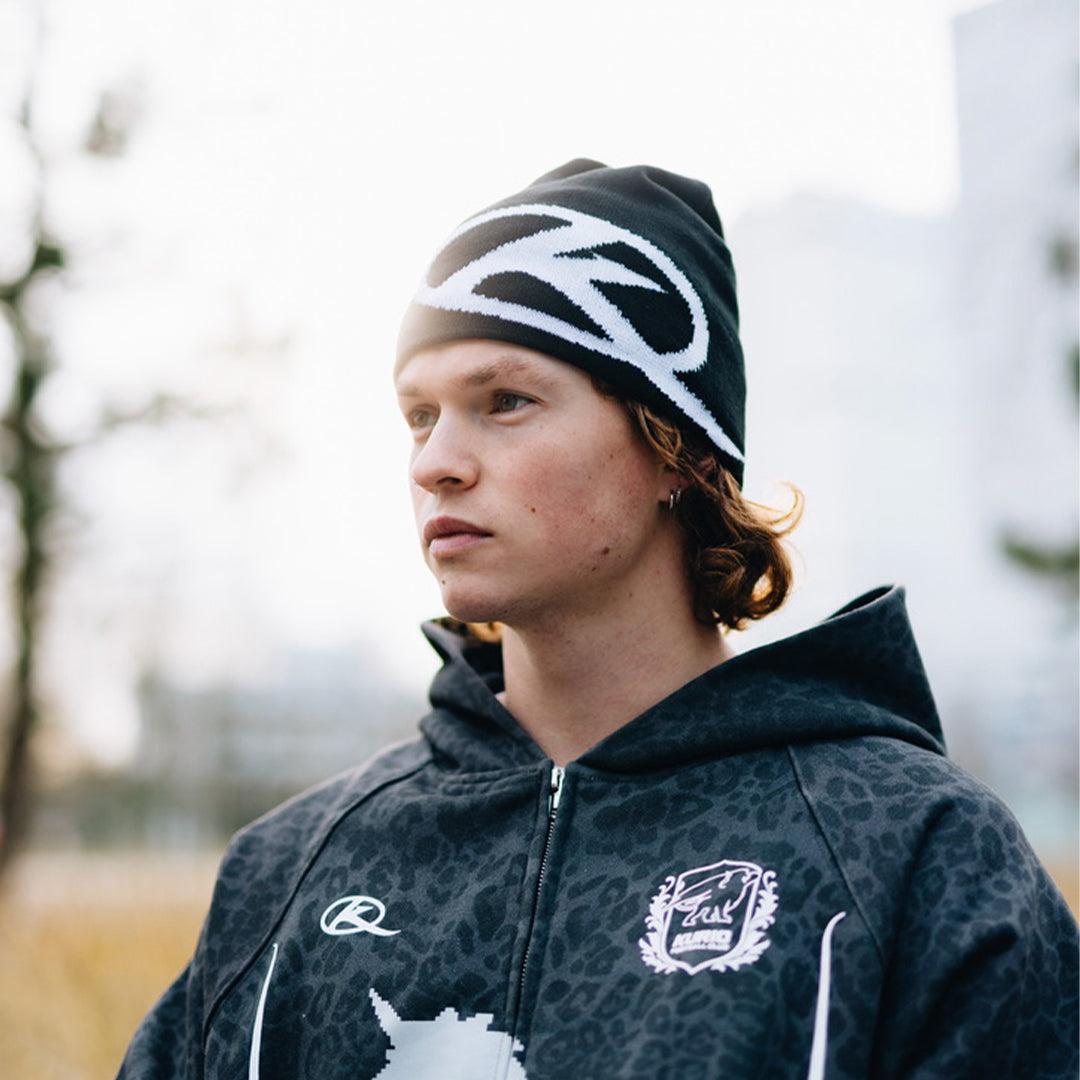 KURIO BLACK BEANIE